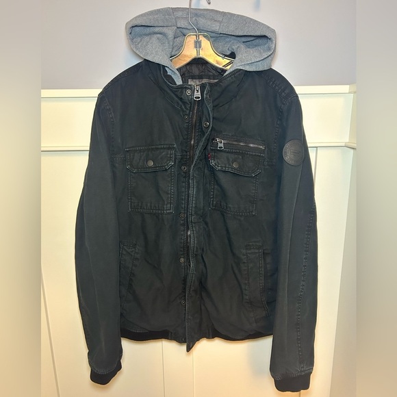 Vintage Levi's denim cargo work jacket - Picture 1 of 14
